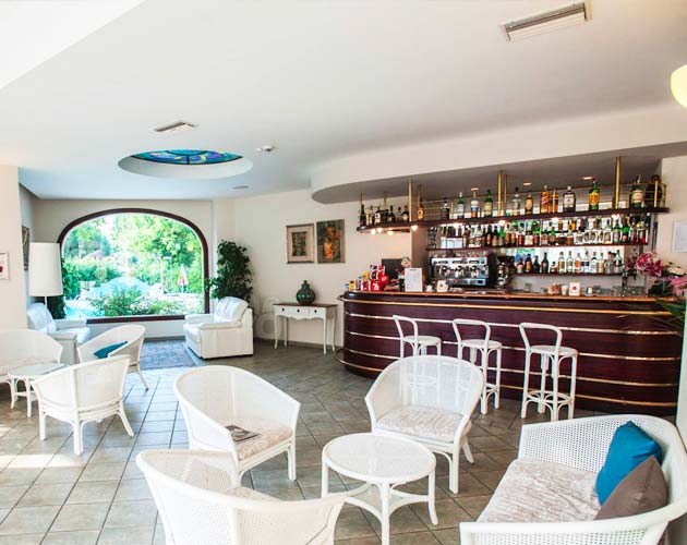 Il bar all'Hotel President